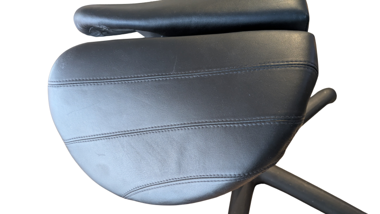 2c1a7871-a825-454d-bafd-fc77502ab48b